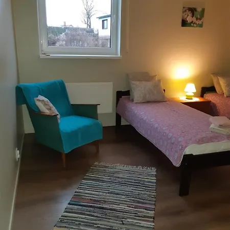Ovelia B&B Kuressaare Extérieur photo